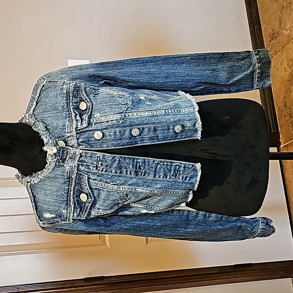 Distressed jean jacket size small juniors